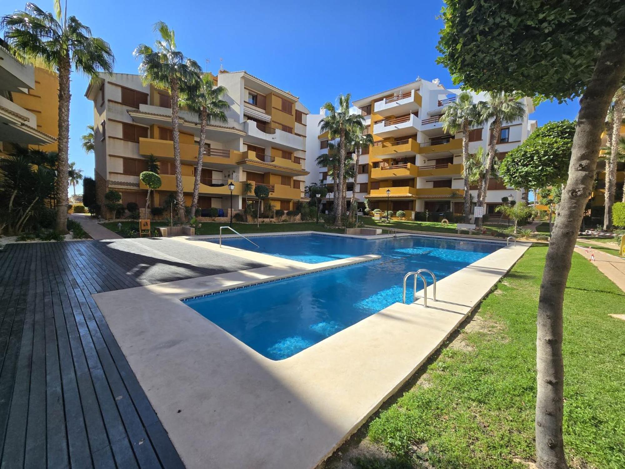 Olivia Sunny 2 Bedroom Apartament Punta Prima Torrevieja Dış mekan fotoğraf